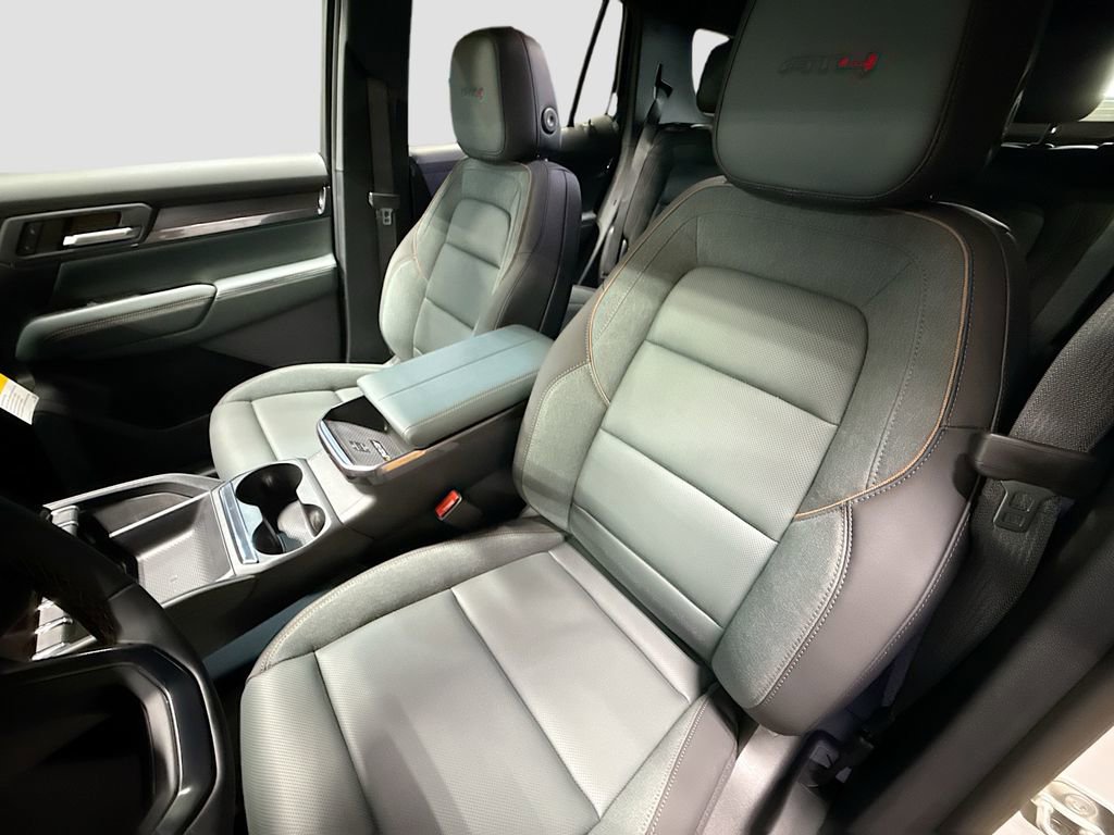 New 2026 GMC Terrain AT4 w/ Convenience Package III image 19