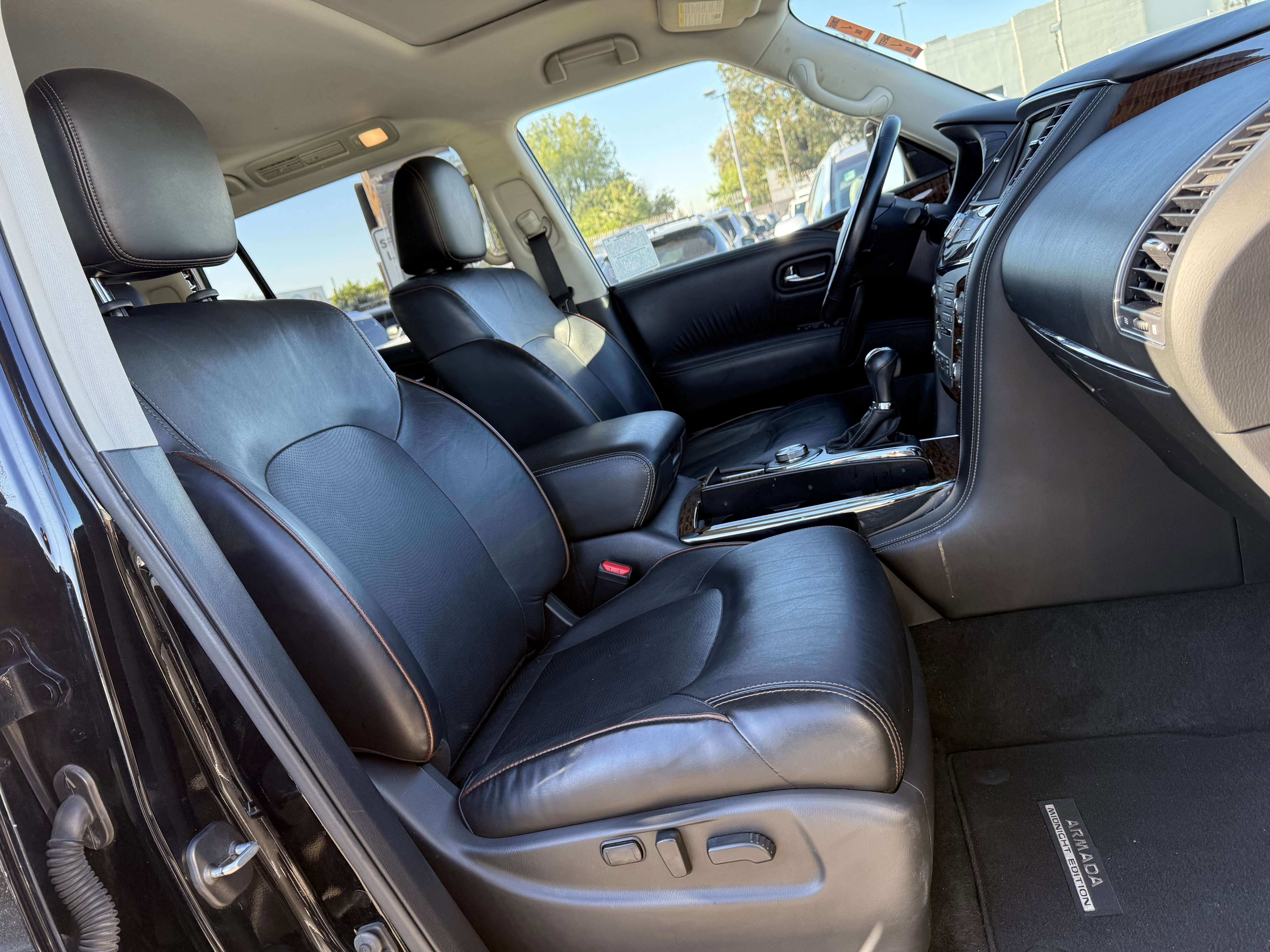Used 2020 Nissan Armada SL w/ Premium Package image 22