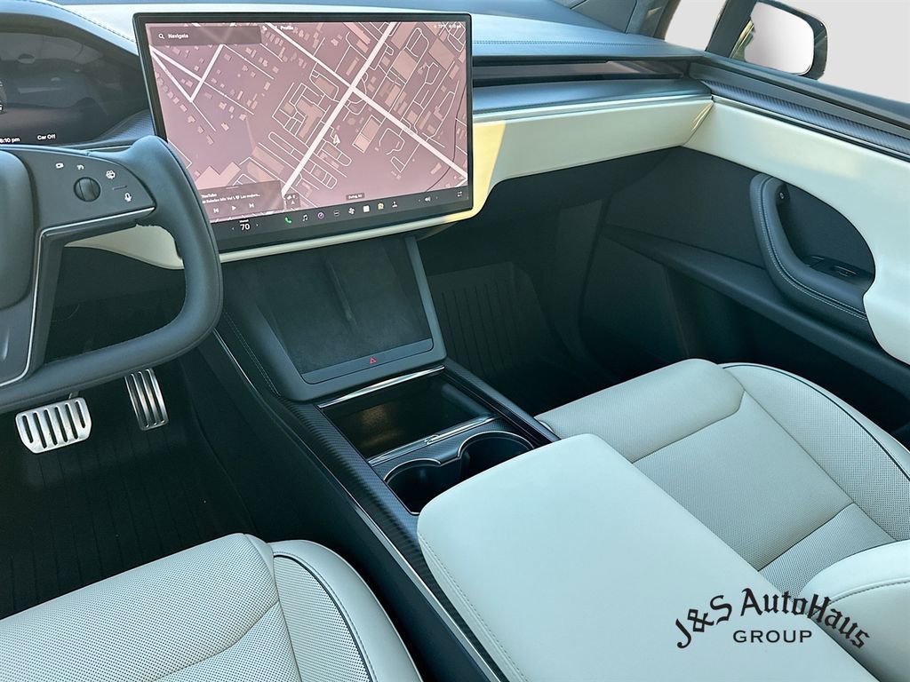 Used 2025 Tesla Model X Plaid image 30