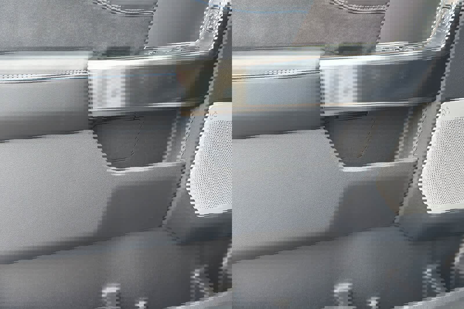 New 2026 Ford F350 Platinum w/ Tremor Off-Road Package image 19