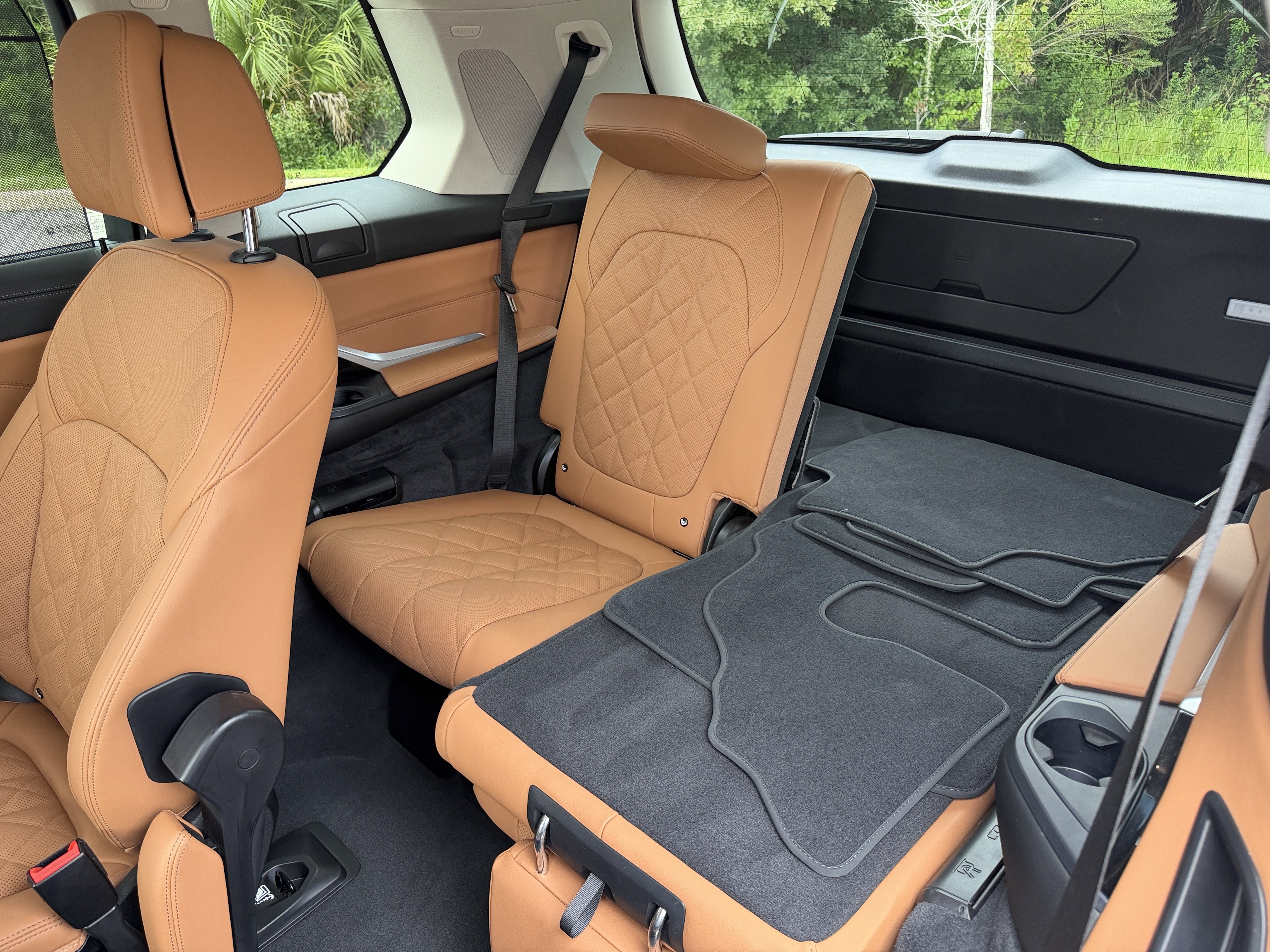 Used 2024 BMW X7 xDrive40i w/ Premium Package AWD/4WD image 20