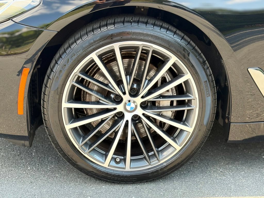 Certified 2023 BMW 540i xDrive w/ Executive Package AWD/4WD image 2