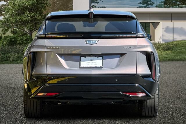 Certified 2024 Cadillac Lyriq Sport w/ LPO, Floor Liner Package AWD/4WD image 5