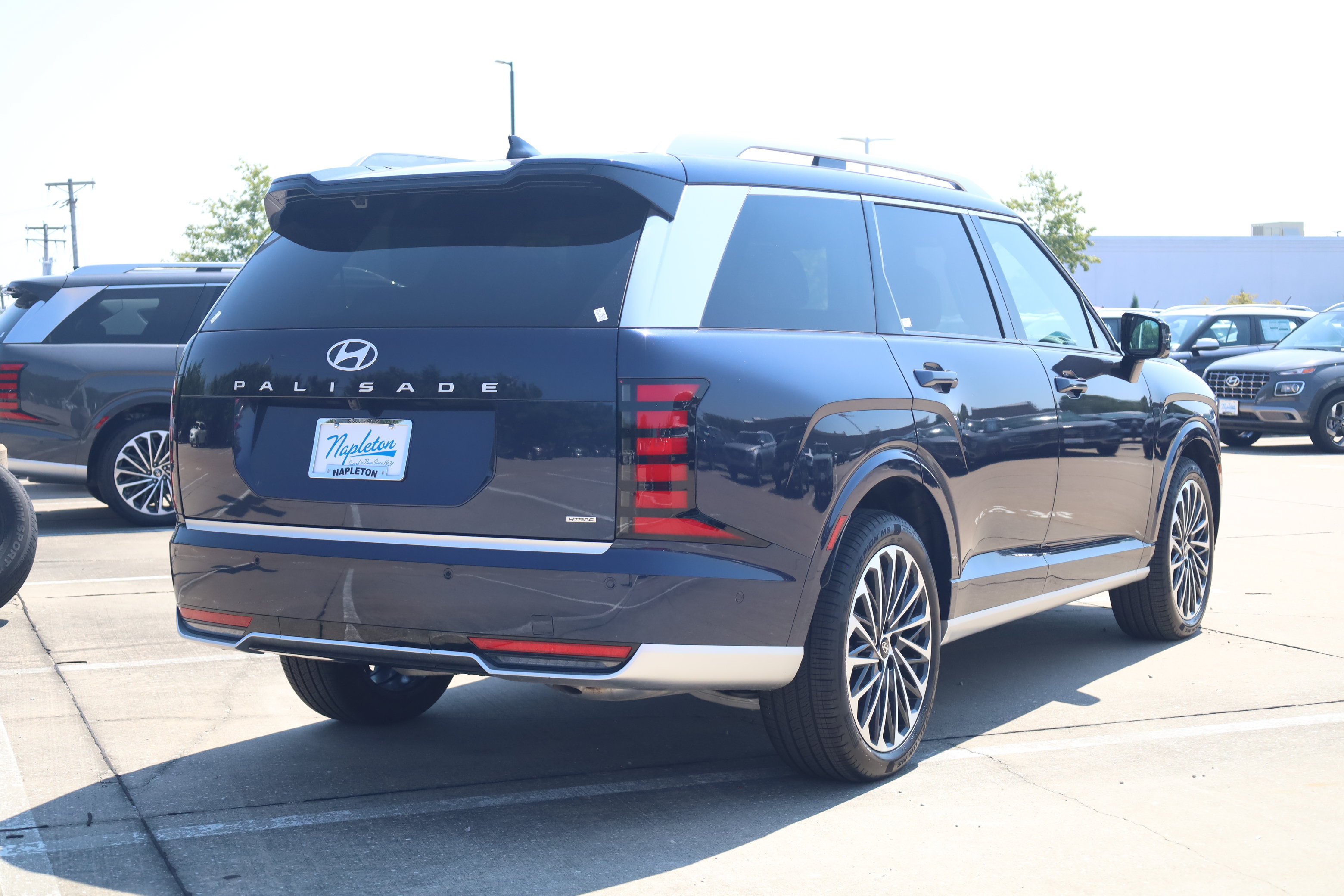 Used 2026 Hyundai Palisade Calligraphy AWD/4WD image 6