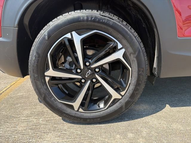 Used 2022 Chevrolet TrailBlazer RS w/ Sun and Liftgate Package image 31
