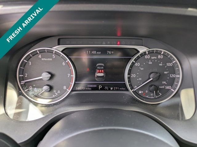 Used 2024 Nissan Rogue S image 23