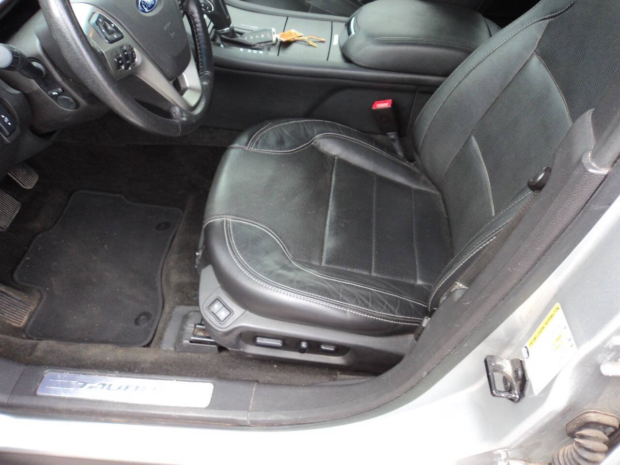 Used 2015 Ford Taurus Limited FWD image 13