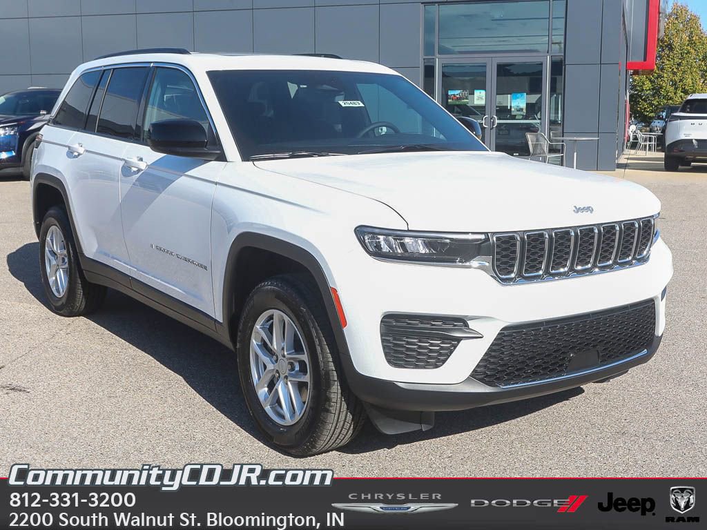 New 2025 Jeep Grand Cherokee Laredo X w/ Luxury Tech Group I