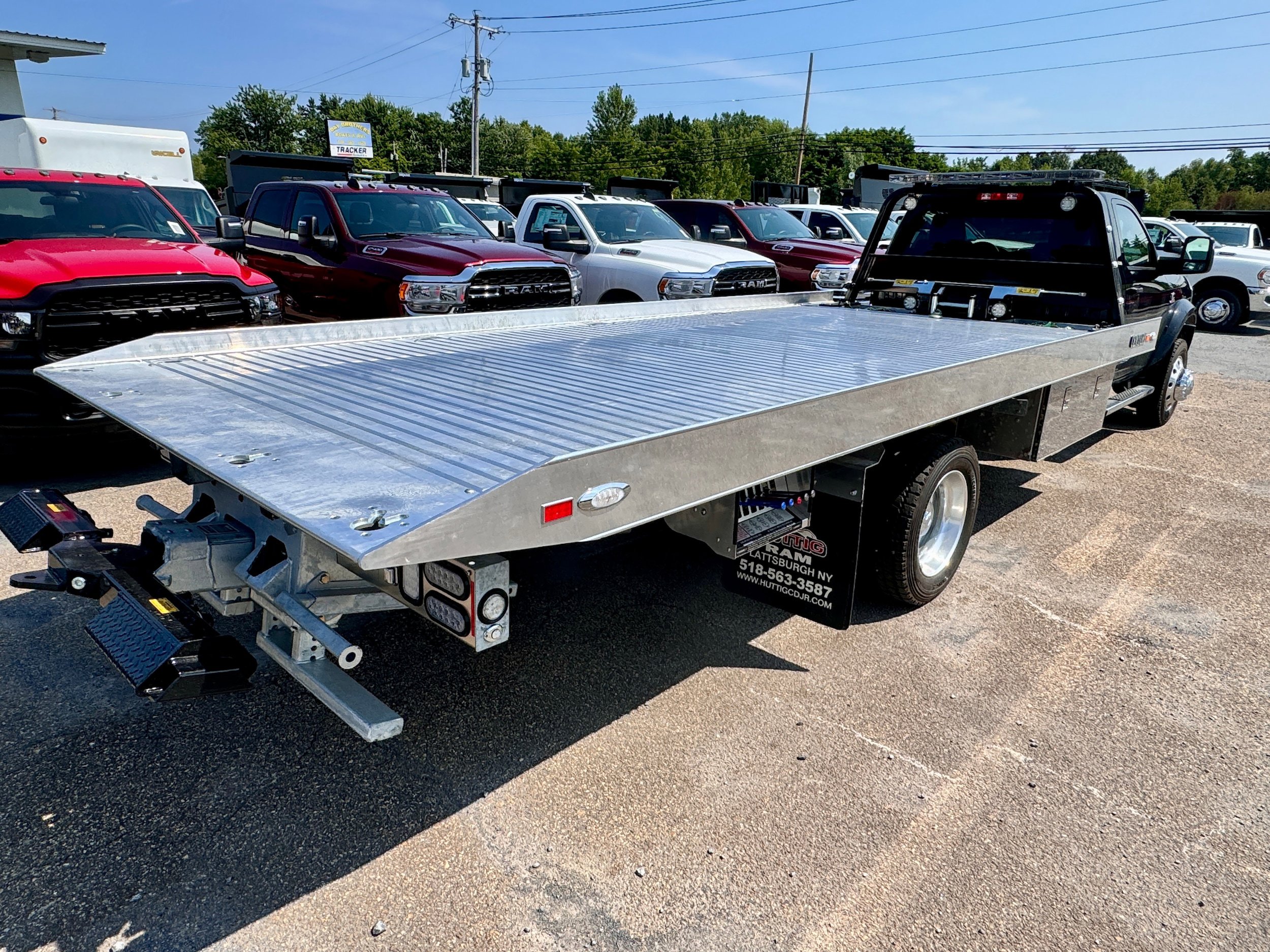 New 2024 RAM 5500 SLT w/ Quick Order Package 2YG SLT AWD/4WD image 5