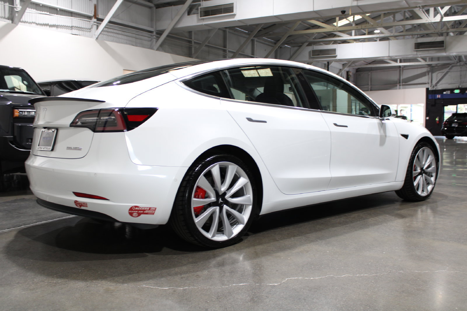 Used 2018 Tesla Model 3 Performance AWD/4WD image 9
