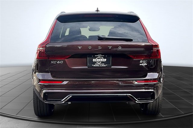 New 2026 Volvo XC60 B5 Ultra w/ Climate Package image 4