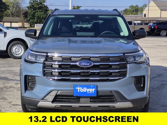 New 2026 Ford Explorer Active RWD image 3