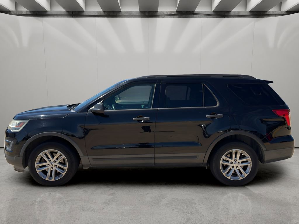 Used 2017 Ford Explorer 4WD image 3