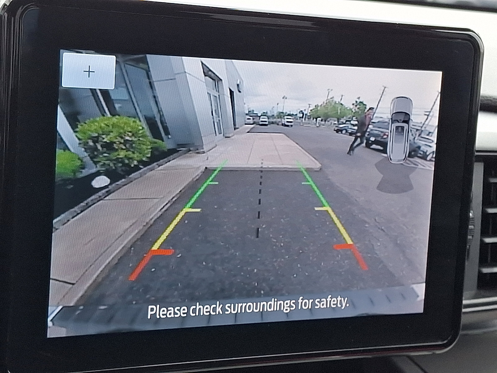 Certified 2023 Ford Explorer XLT image 21