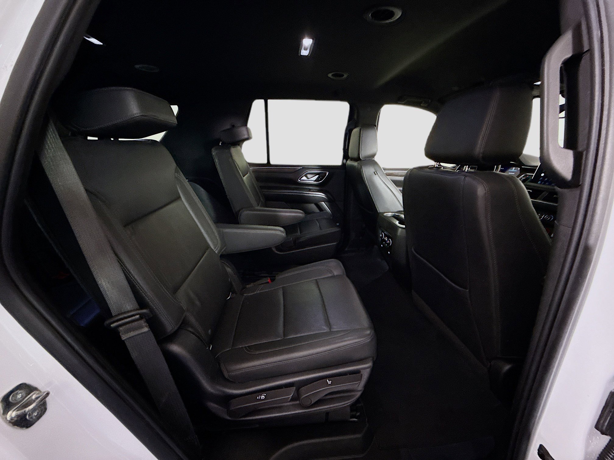 Used 2022 Chevrolet Tahoe LT AWD/4WD image 27