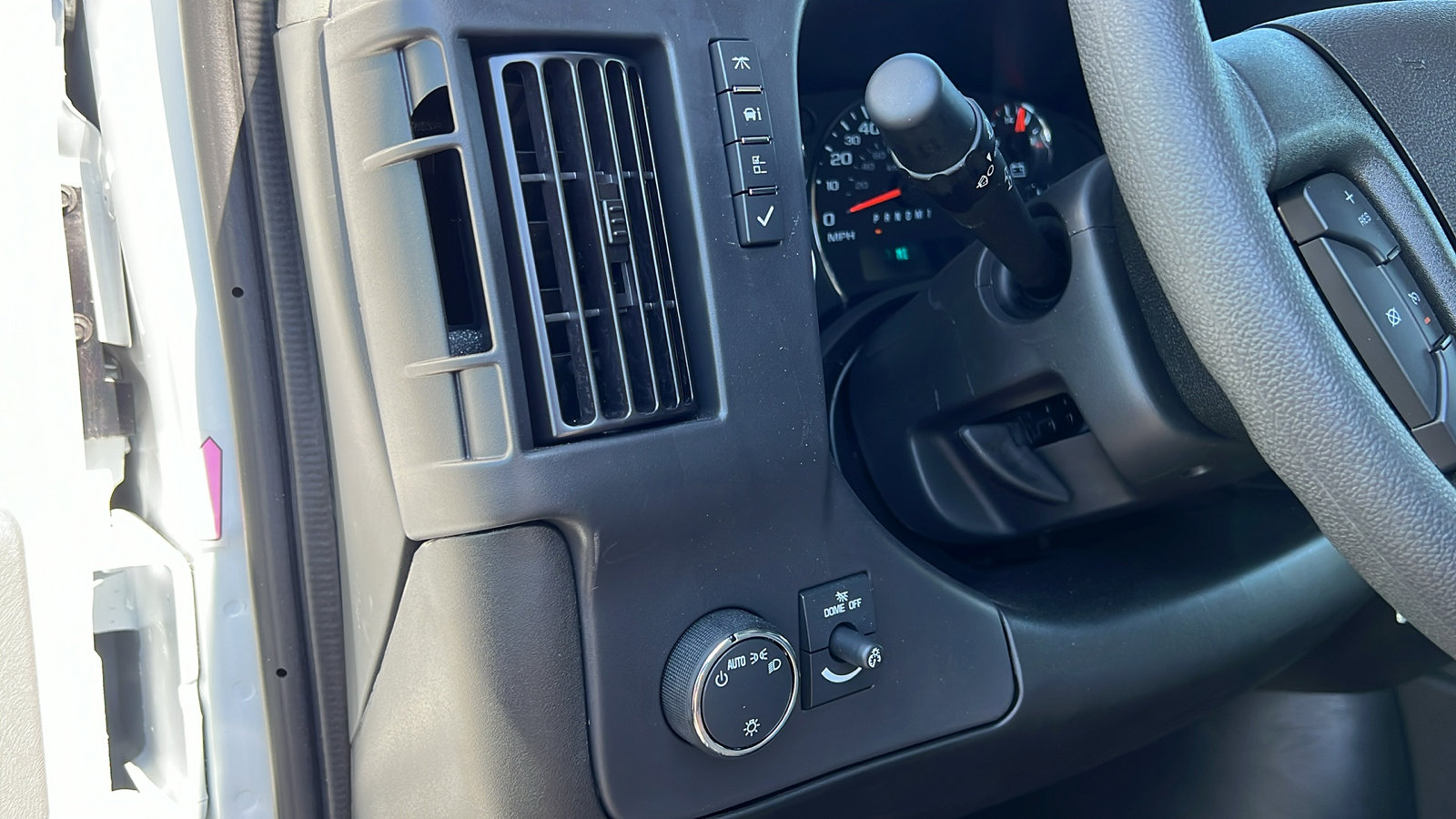 New 2024 Chevrolet Express 2500 Extended w/ Driver Convenience Package image 25