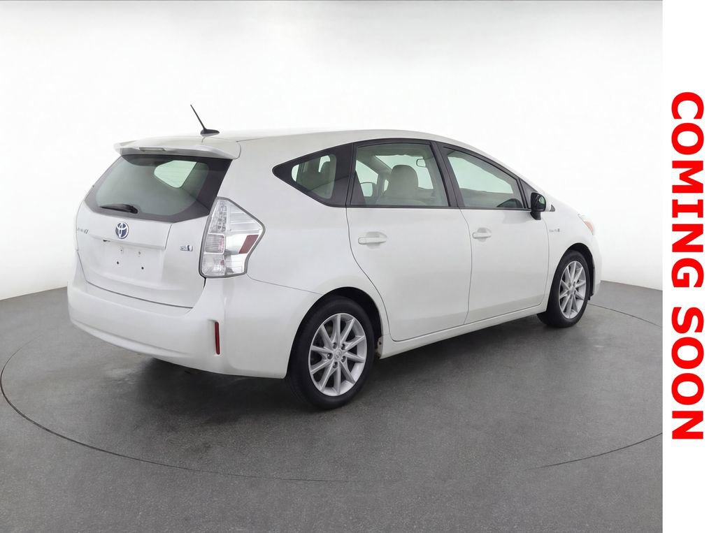 Used 2014 Toyota Prius V Five FWD image 5