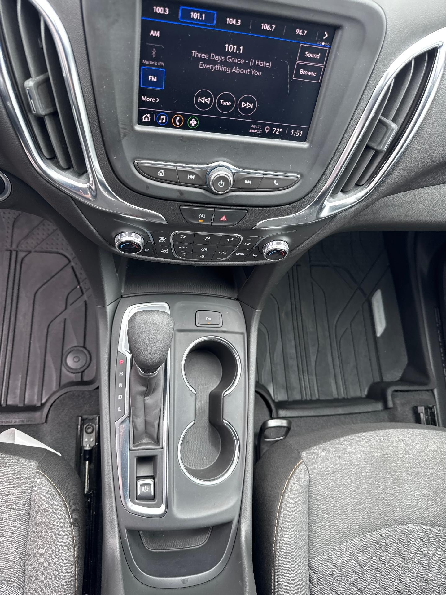 Used 2023 Chevrolet Equinox LT FWD image 14