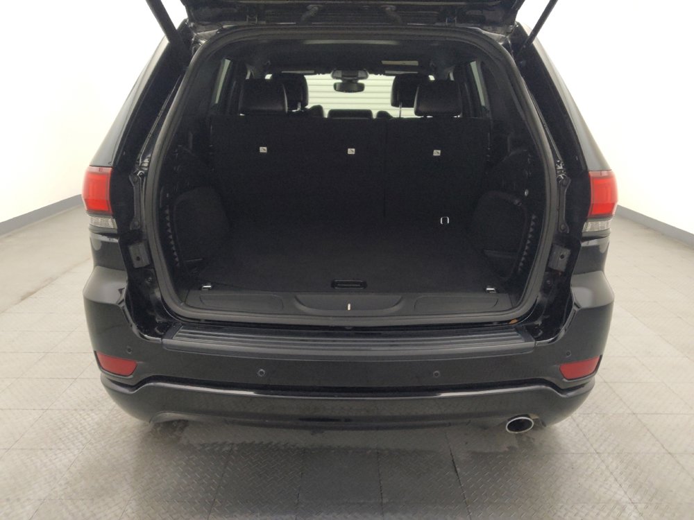 Used 2020 Jeep Grand Cherokee Altitude image 29