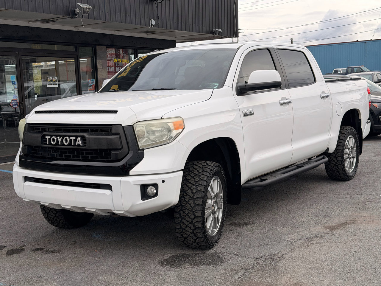 Used 2014 Toyota Tundra Platinum image 3