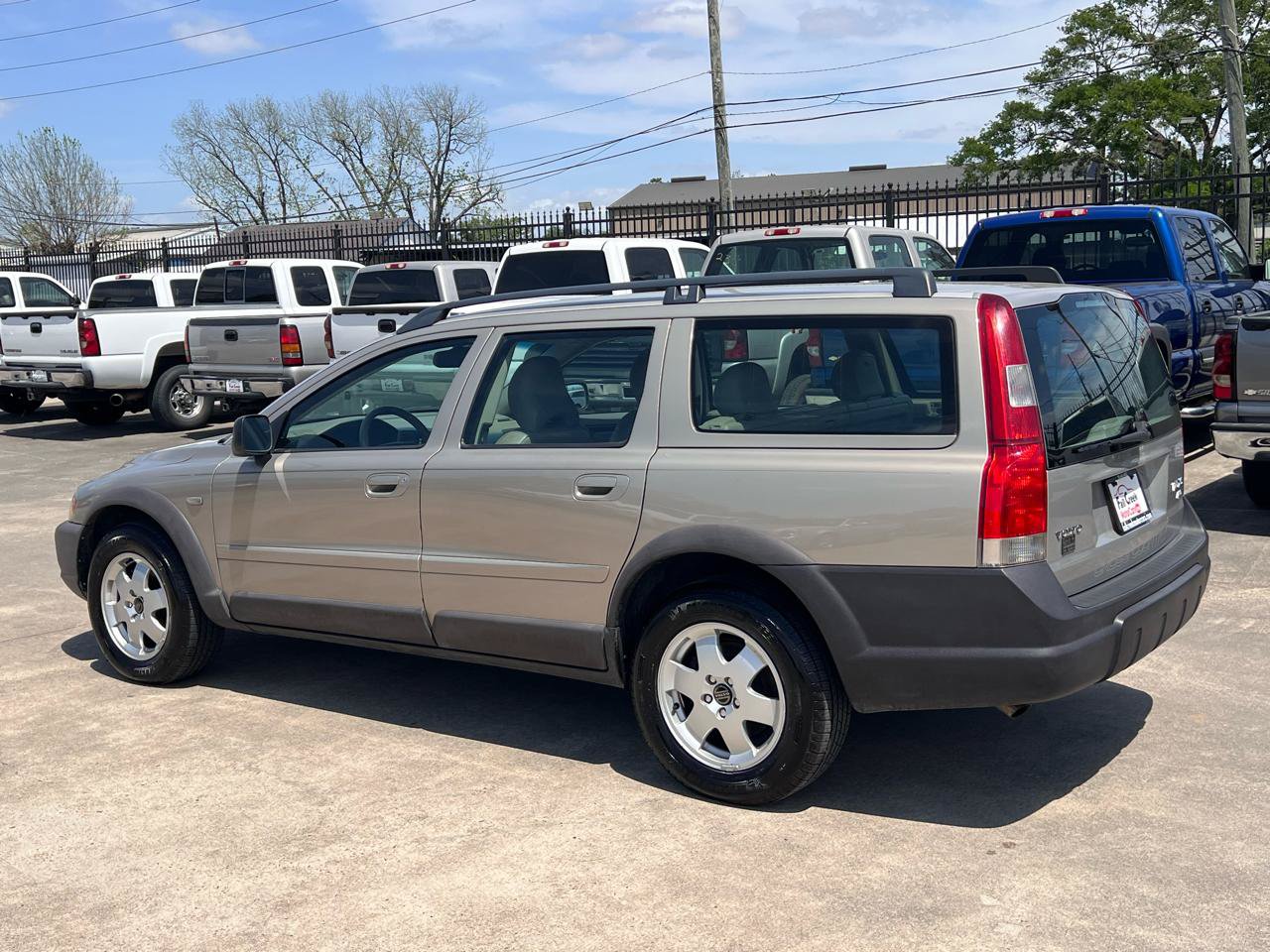 Used 2002 Volvo V70 Cross Country AWD/4WD image 11