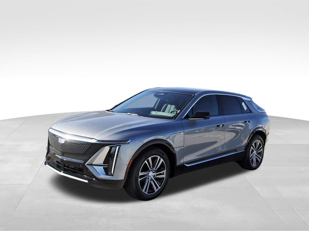 New 2026 Cadillac Lyriq Luxury image 2