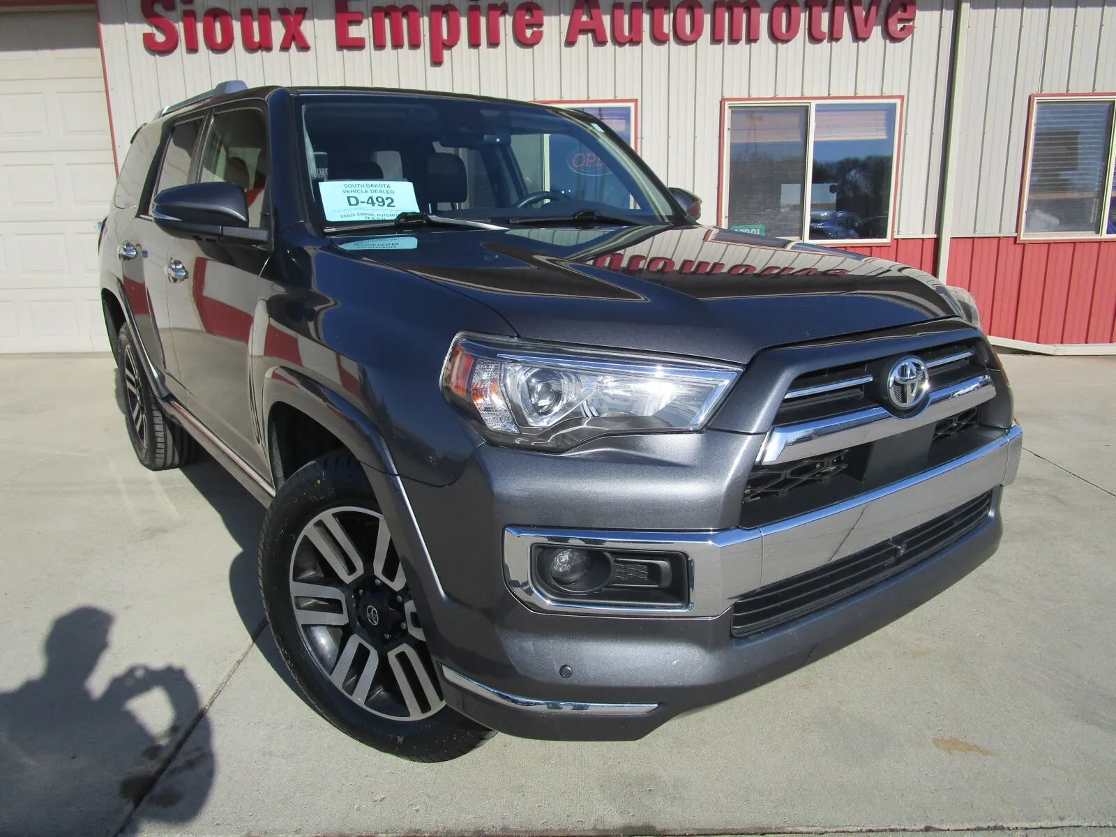 Used 2022 Toyota 4Runner Limited AWD/4WD image 1