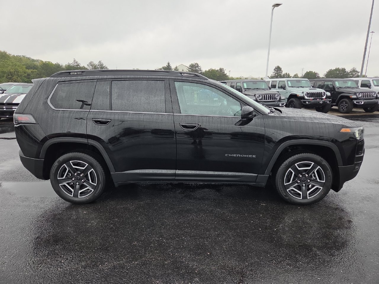 New 2026 Jeep Cherokee Limited AWD/4WD image 32
