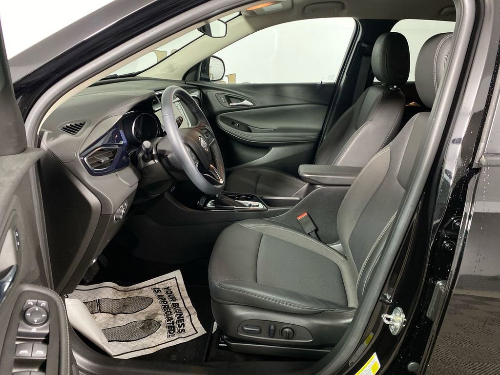 Used 2023 Buick Encore GX Select image 11