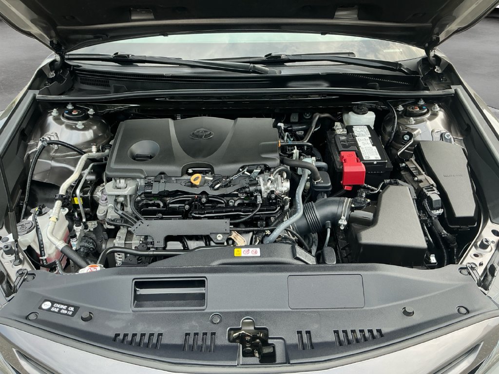 Used 2023 Toyota Camry XSE FWD image 18