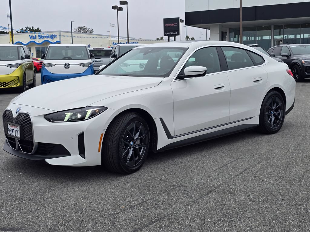 Used 2025 BMW i4 eDrive40 w/ Premium Package RWD image 2