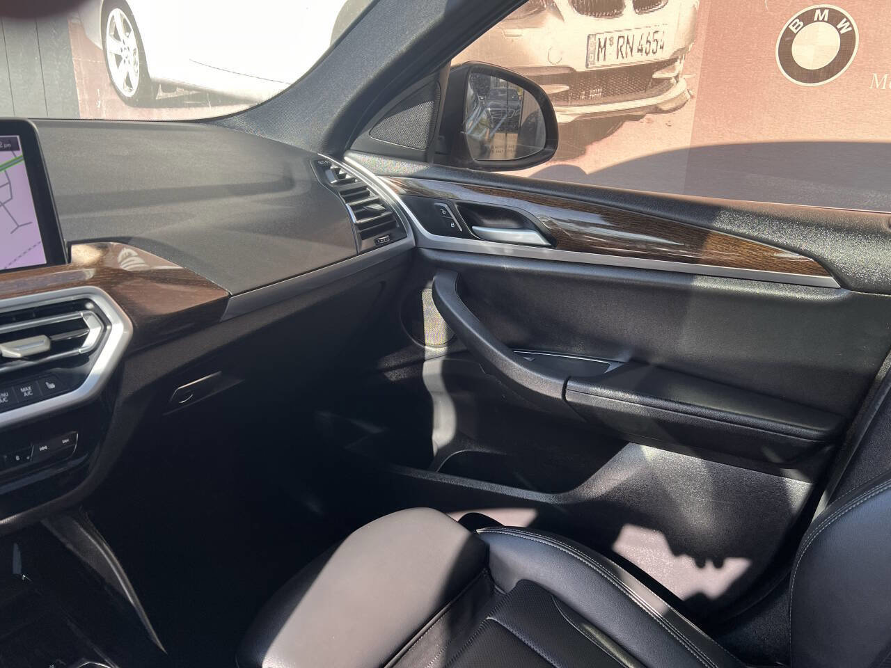 Used 2022 BMW X4 xDrive30i w/ Parking Assistance Package image 17