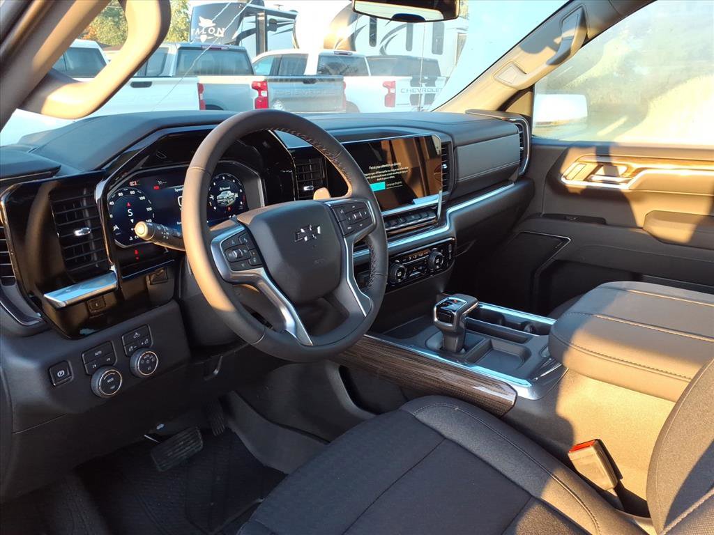New 2026 Chevrolet Silverado 1500 RST w/ Dark Appearance Package image 5