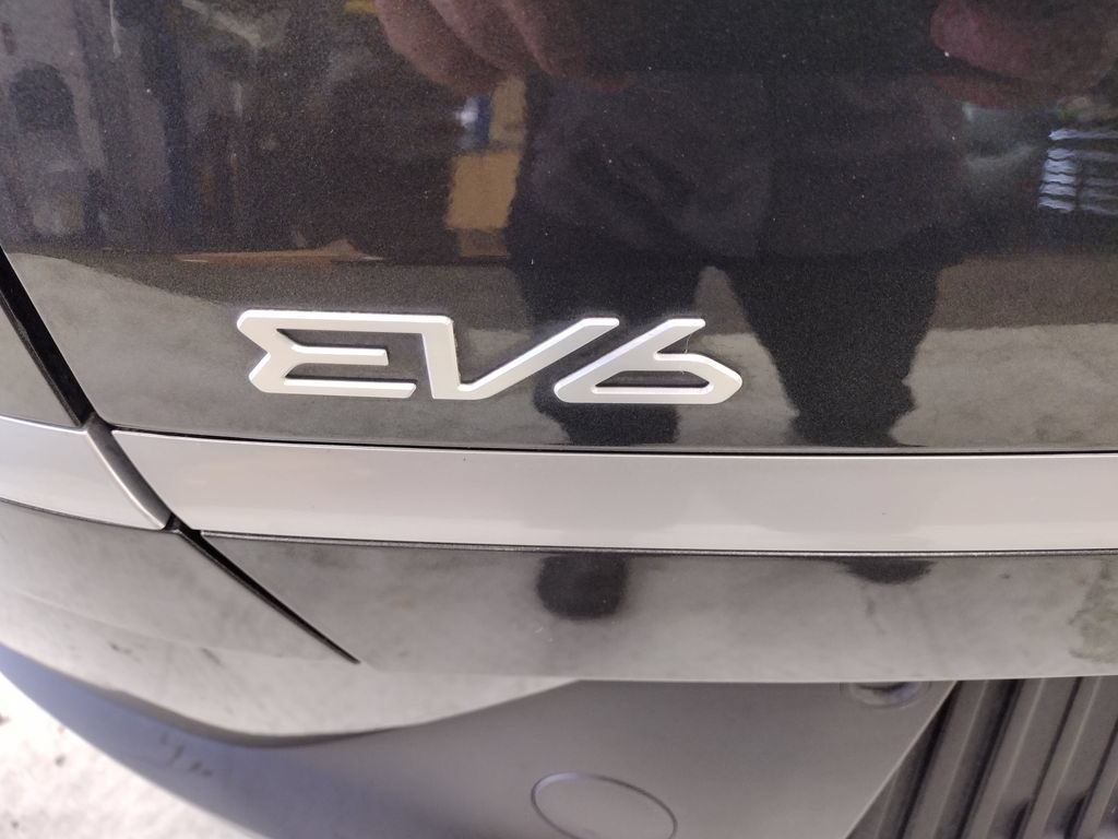 Used 2024 Kia EV6 Light AWD/4WD image 15