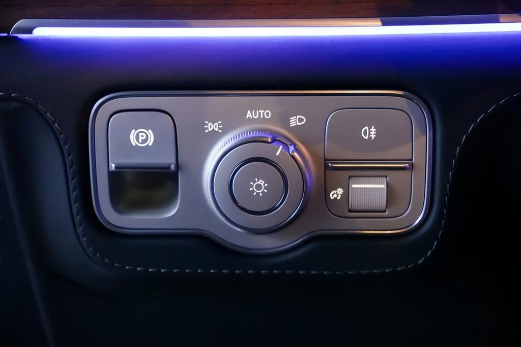 Used 2024 Mercedes-Benz GLS 63 AMG 4MATIC image 29