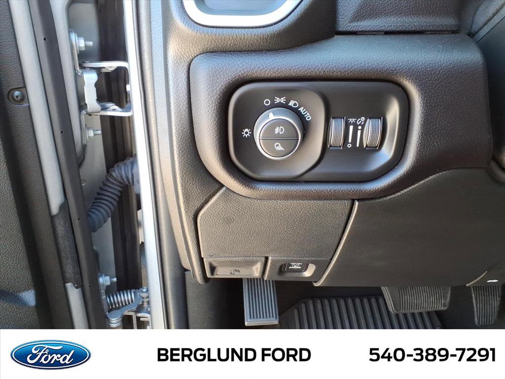 Used 2024 RAM 3500 Laramie w/ Bed Utility Group image 19