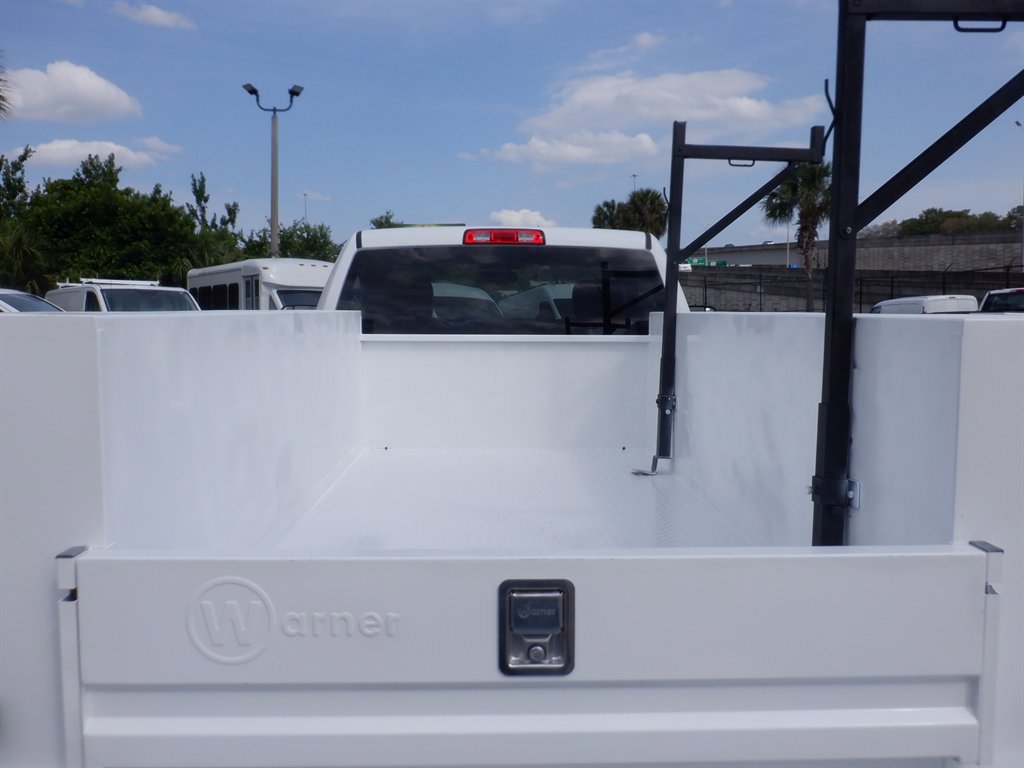 Used 2021 RAM 3500 Tradesman w/ Chrome Appearance Group AWD/4WD image 6