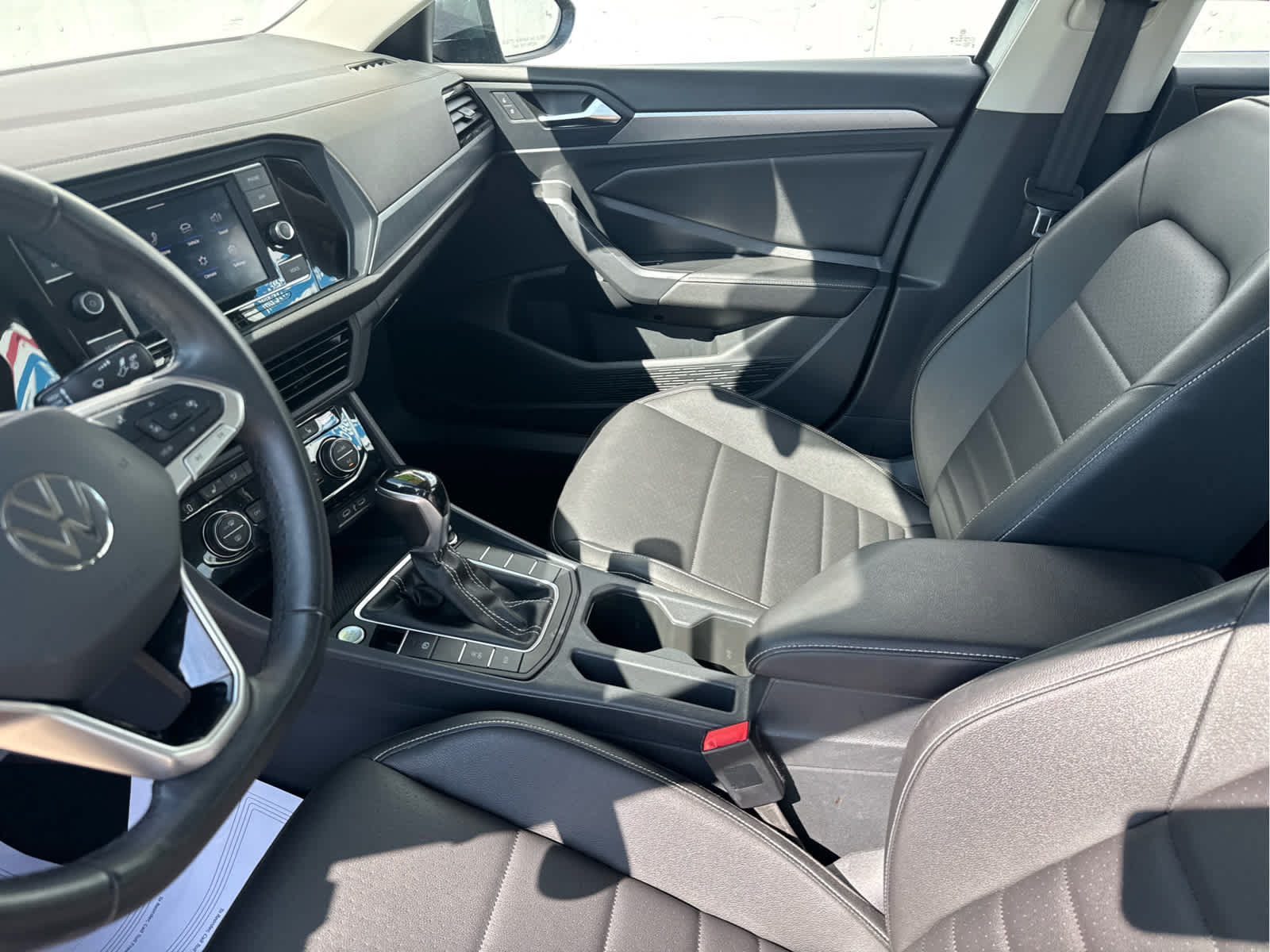 Used 2024 Volkswagen Jetta SE FWD image 29