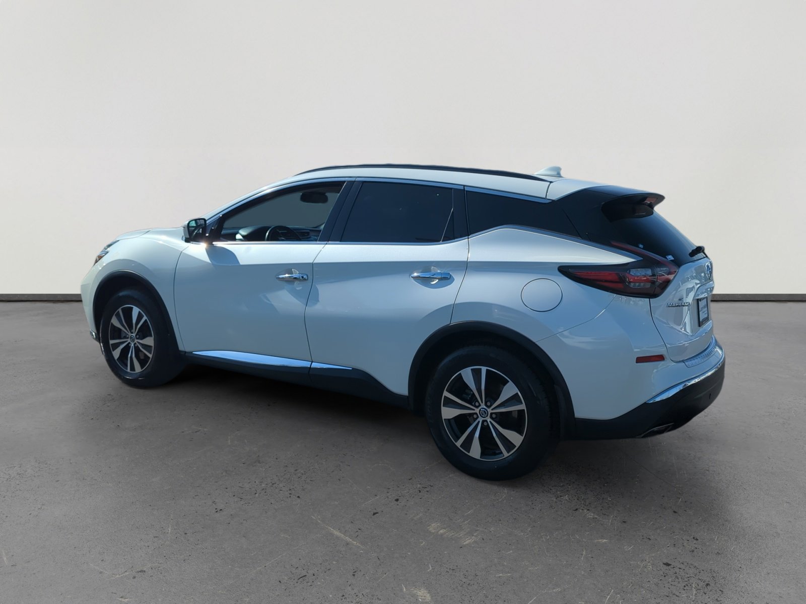 Used 2020 Nissan Murano SV w/ Premium Package image 3