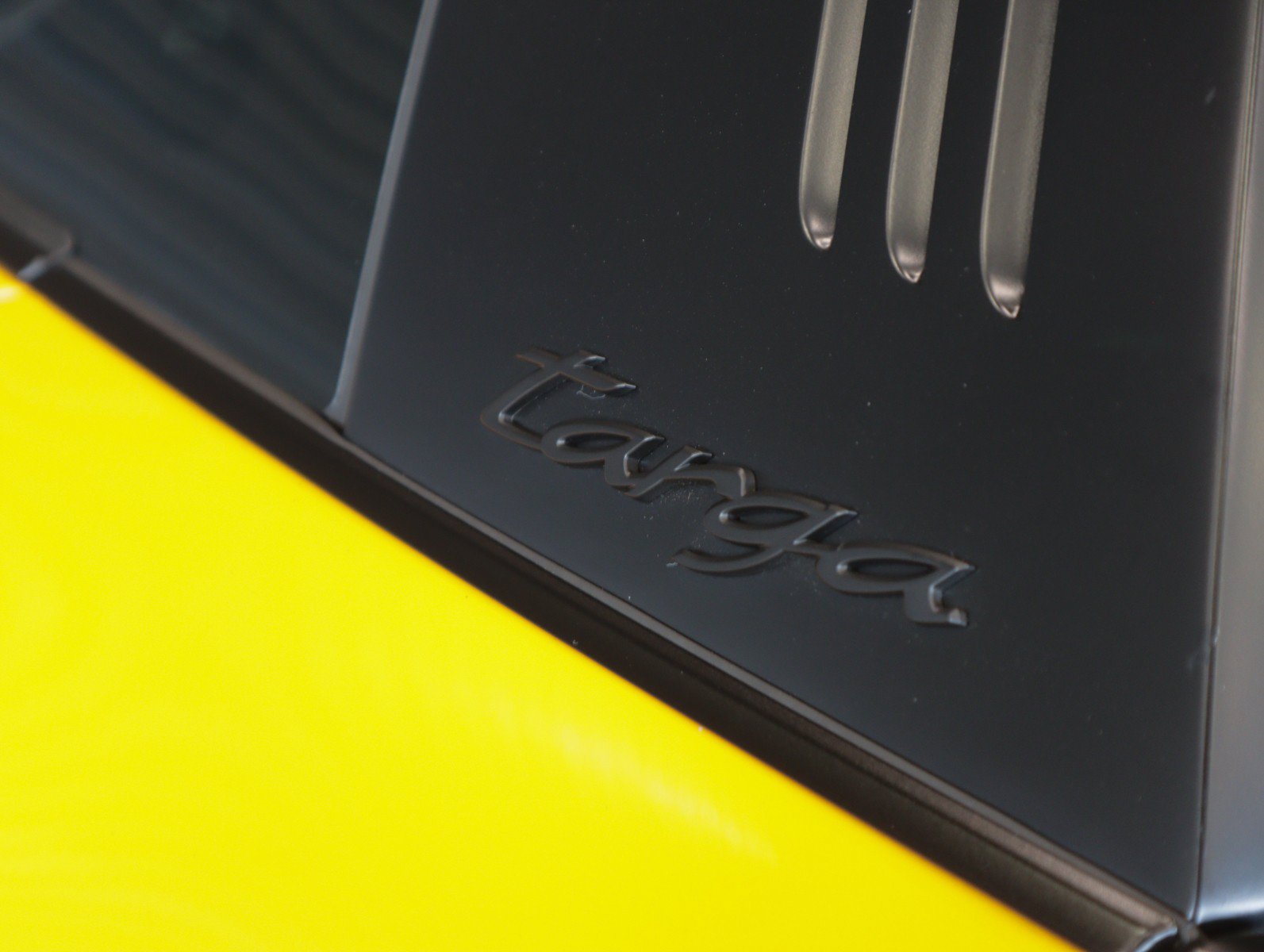 Certified 2025 Porsche 911 Targa 4 GTS AWD/4WD image 34