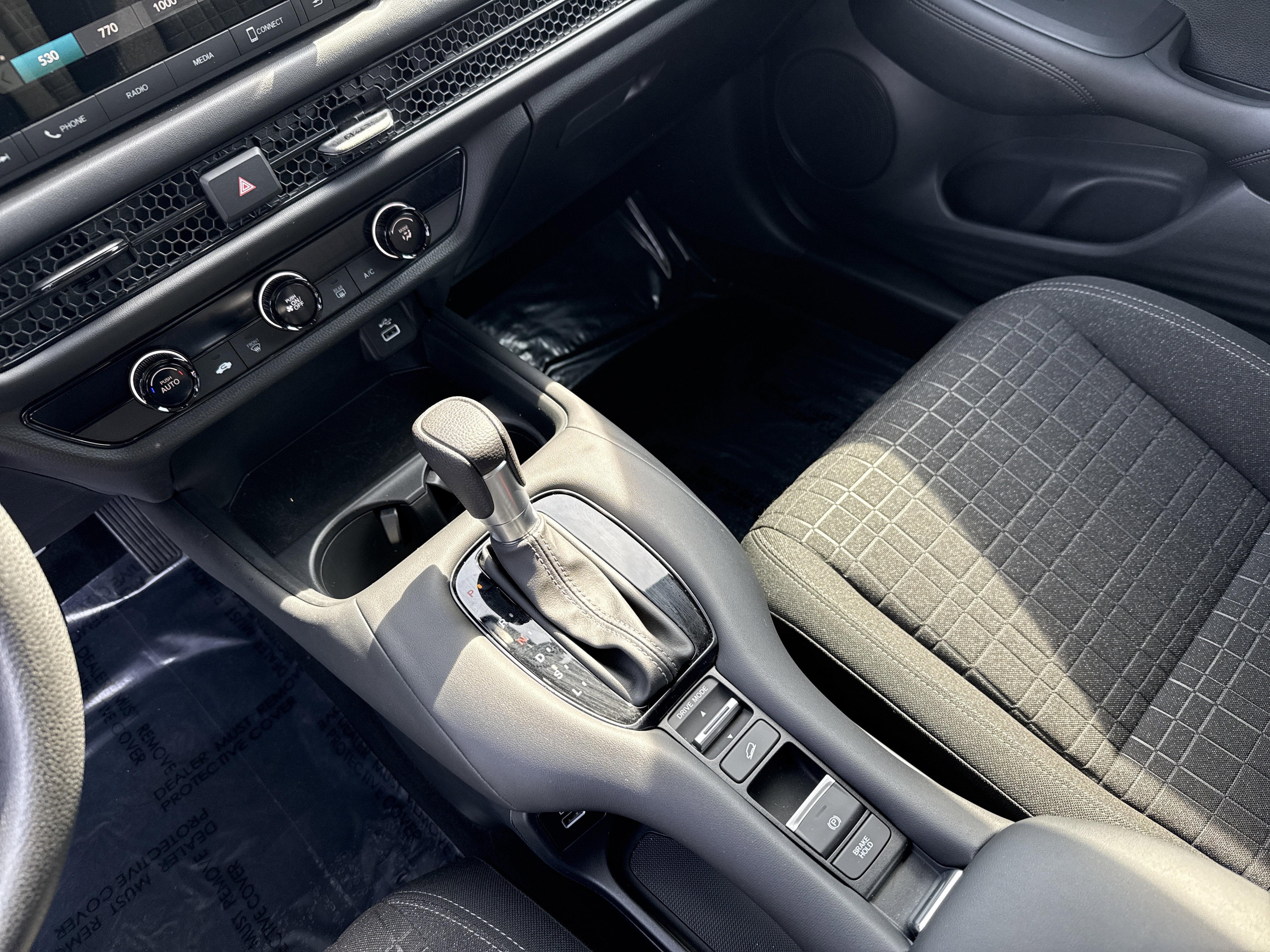 Certified 2023 Honda HR-V LX image 26