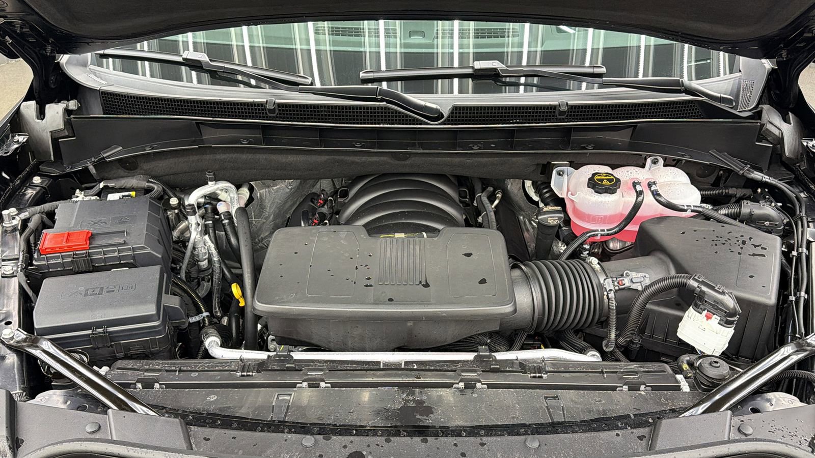 Used 2026 GMC Yukon Denali w/ Sun & Power Step Package AWD/4WD image 14