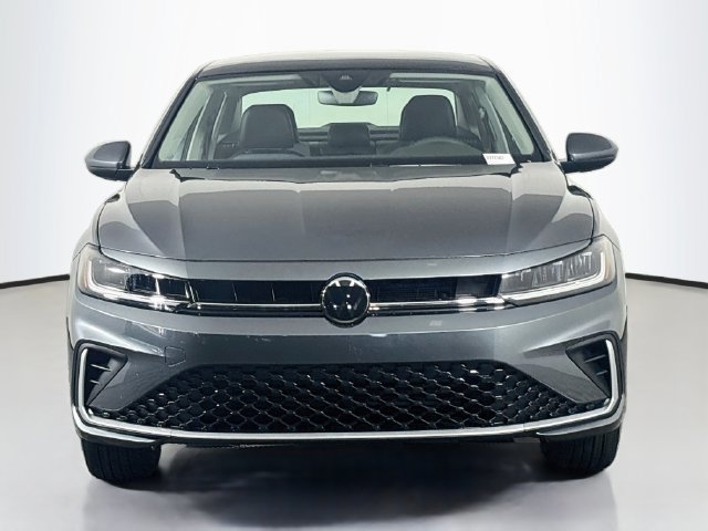 New 2027 Volkswagen Jetta SE FWD image 2