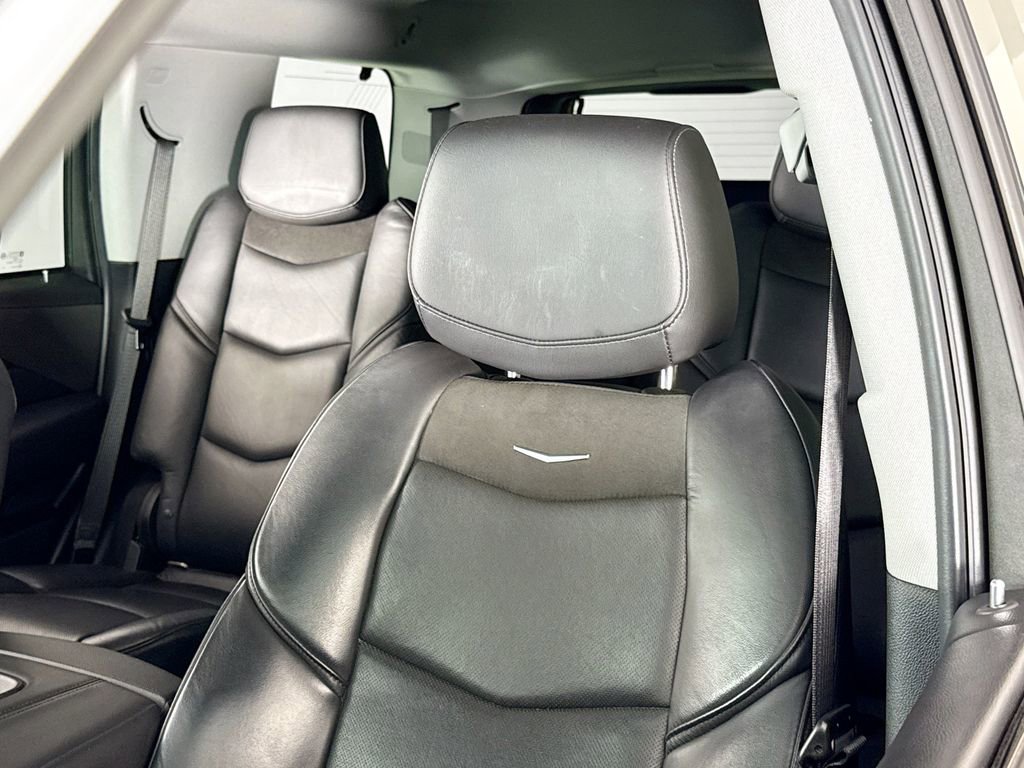 Used 2019 Cadillac Escalade Luxury image 25