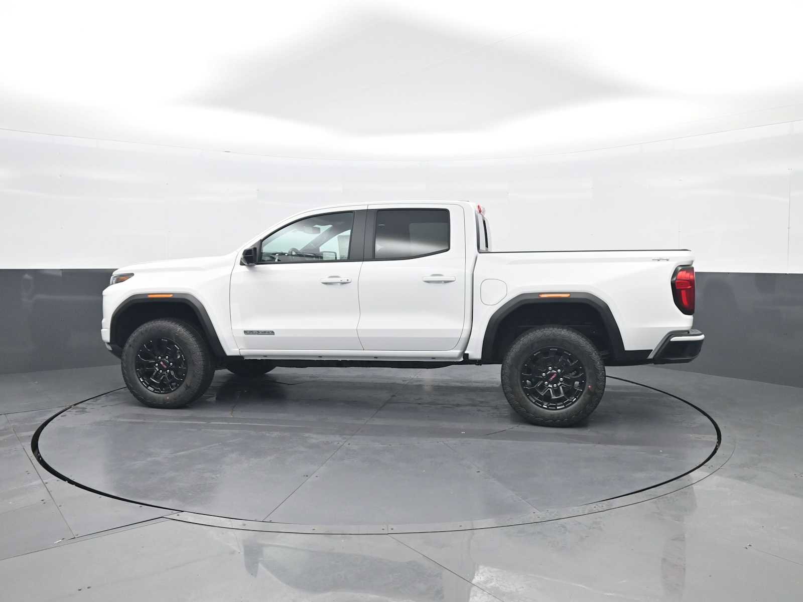 New 2026 GMC Canyon Elevation w/ Convenience Package image 5