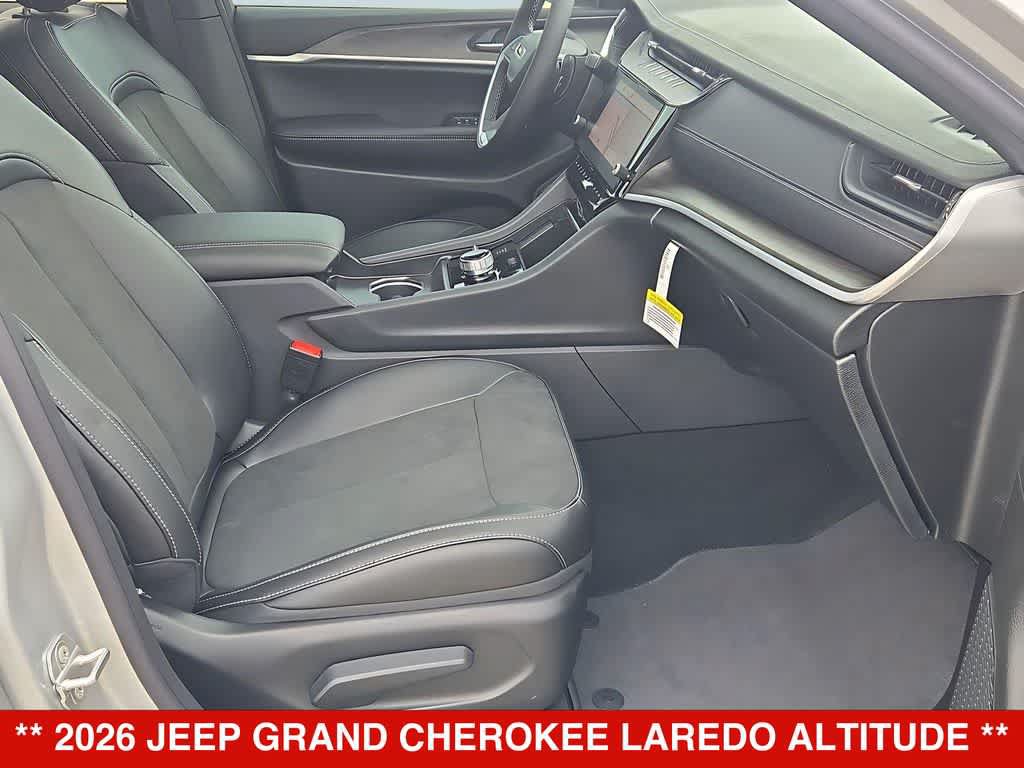 New 2026 Jeep Grand Cherokee Altitude AWD/4WD image 25