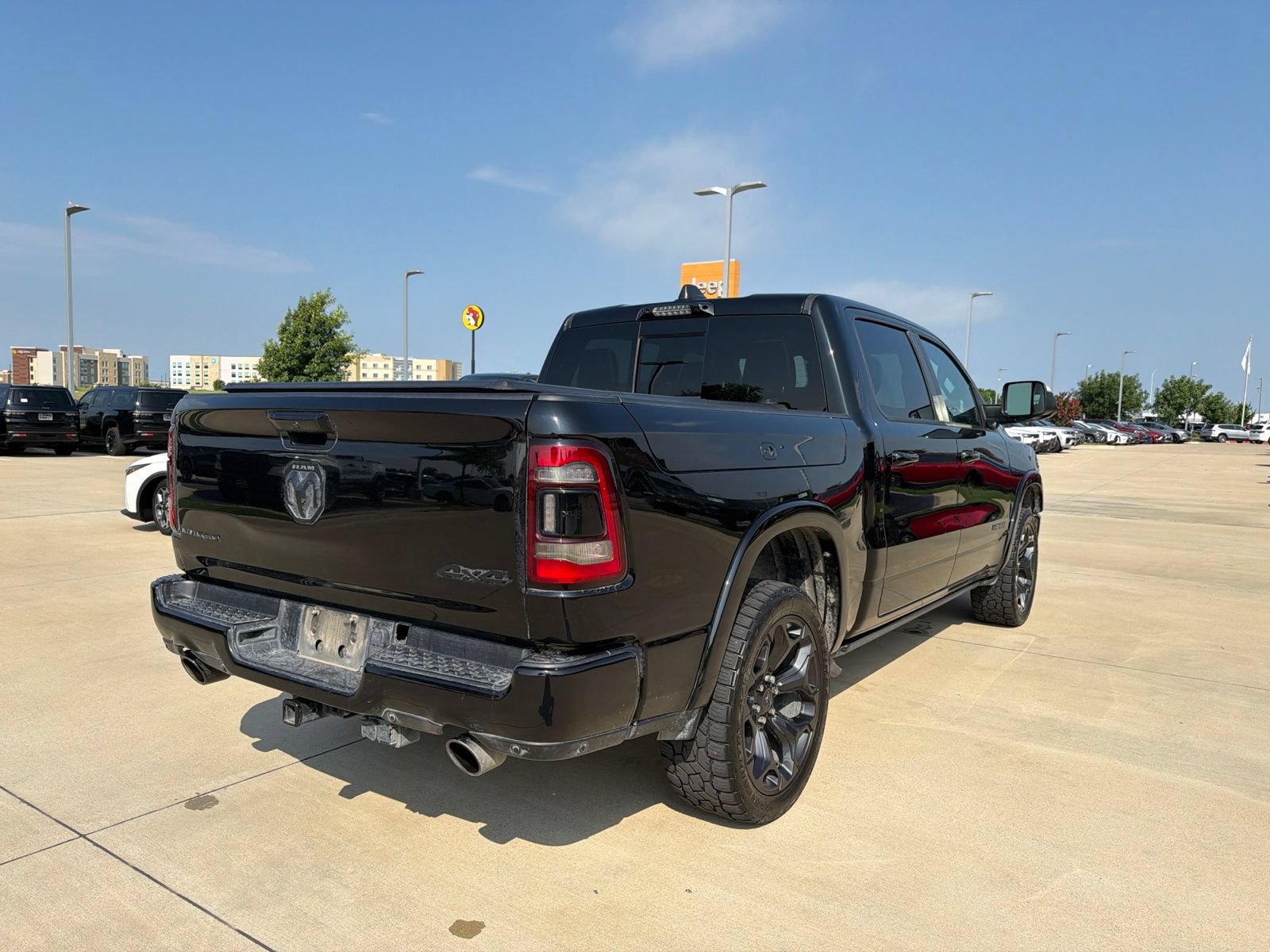 Used 2022 RAM 1500 Limited AWD/4WD image 5