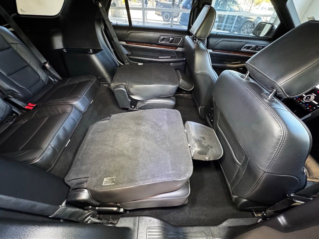Used 2019 Ford Explorer Platinum image 60