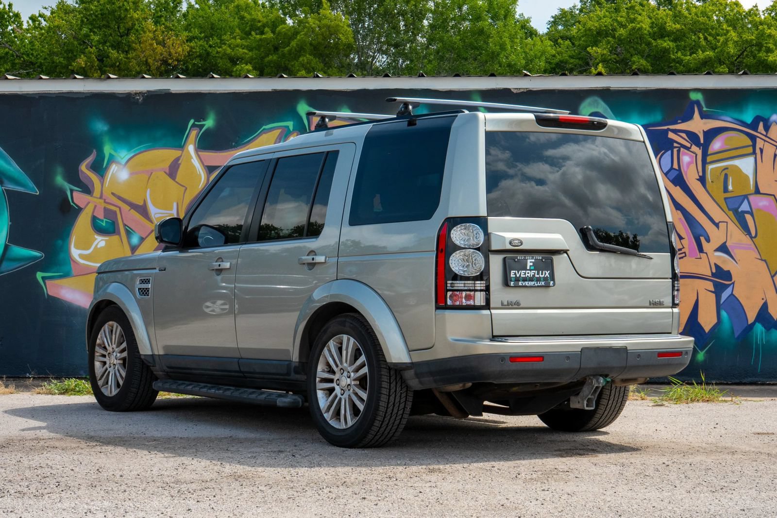 Used 2014 Land Rover LR4 HSE LUX AWD/4WD image 10