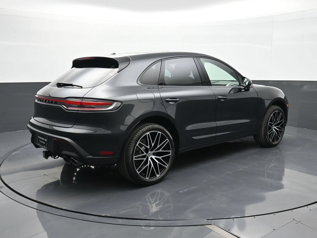 Certified 2026 Porsche Macan AWD/4WD image 23